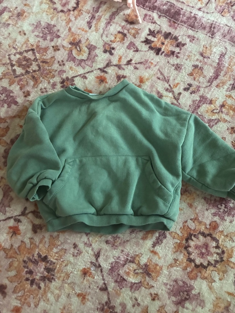 Cozy Green Crewneck Sweatshirt